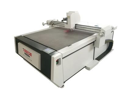 Αυτόματη μηχανή κοπής Ακριβής PLUS χαρτοκιβωτίων για συσκευασία χαρτοκιβωτίων τροφίμων
